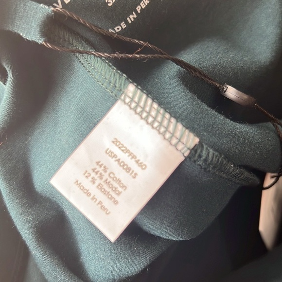 NWT Universal Standard Roya Leggings 23” Deep Sea - Picture 9 of 12